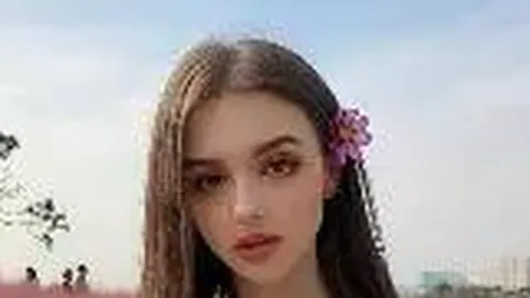 现实与幻想交融：二次元粉丝文化探析——魏梦雪，《今传媒